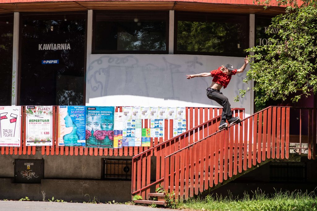 Seba Bzbik with a front savannah photo by Iwona Mroz